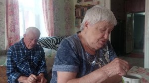 Олеся Андреевна купила новый диван!