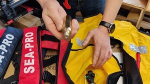 Автоматический спасательный жилет Sea Pro новые цвета в наличии и краткий обзор.