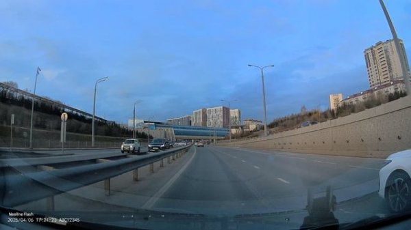 Видеорегистратор Neoline Flash 2K Wi-Fi