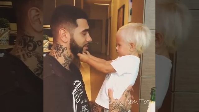 Алиса говорит ДА! бороде Тимати