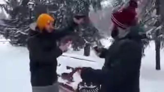 Он не стреляет смотреть онлайн