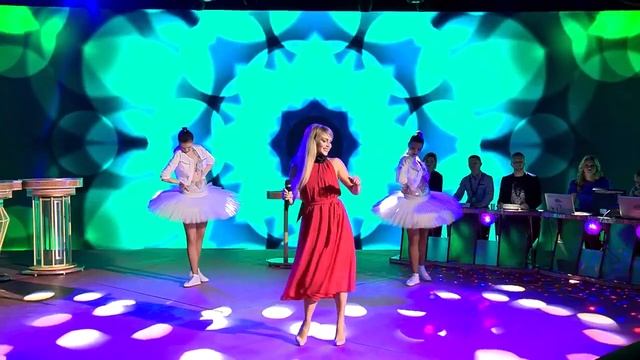 Алена Ланская с премьерой песни «У меня есть ты» в программе 