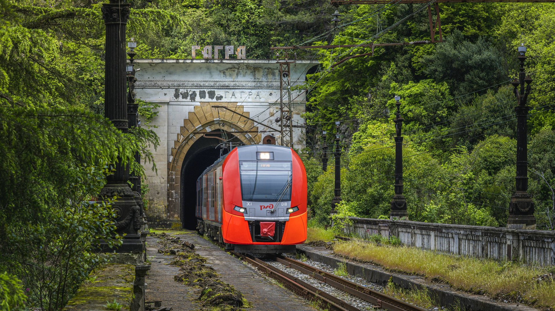 Новости про Абхазию 21-27 апреля | Запуск электропоезда «Диоскурия» | Погибла пенсионерка из Москвы