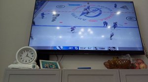 Играю в хоккей на приставке