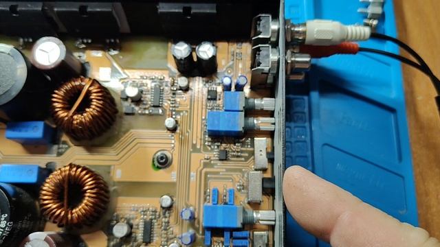 Ремонт усилителя Pride FR600/2 видео отчёт.