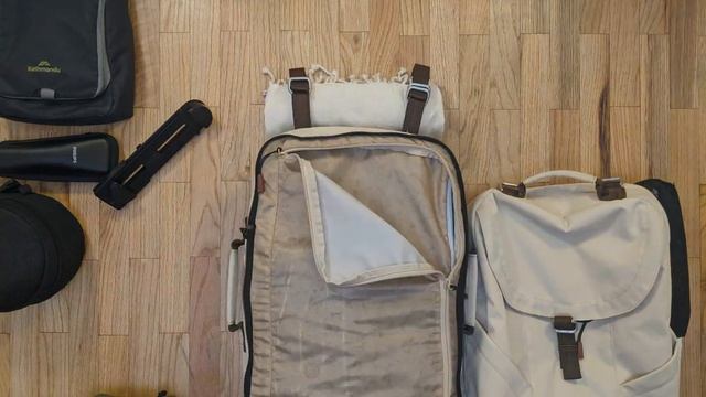 Now on Kickstarter: Ominira Urban Travel Backpack: Patent Pending Modular Design смотреть онлайн