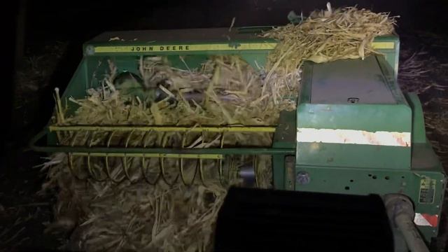 На работе ночью с МТЗ 82 трактор & John Deere 336 !!!