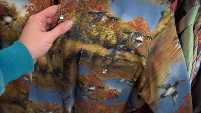 I Found Nike Grails in the Thrift Store! Sneakers, Tracksuits, and More! Trip to the Thrift #369 смотреть онлайн