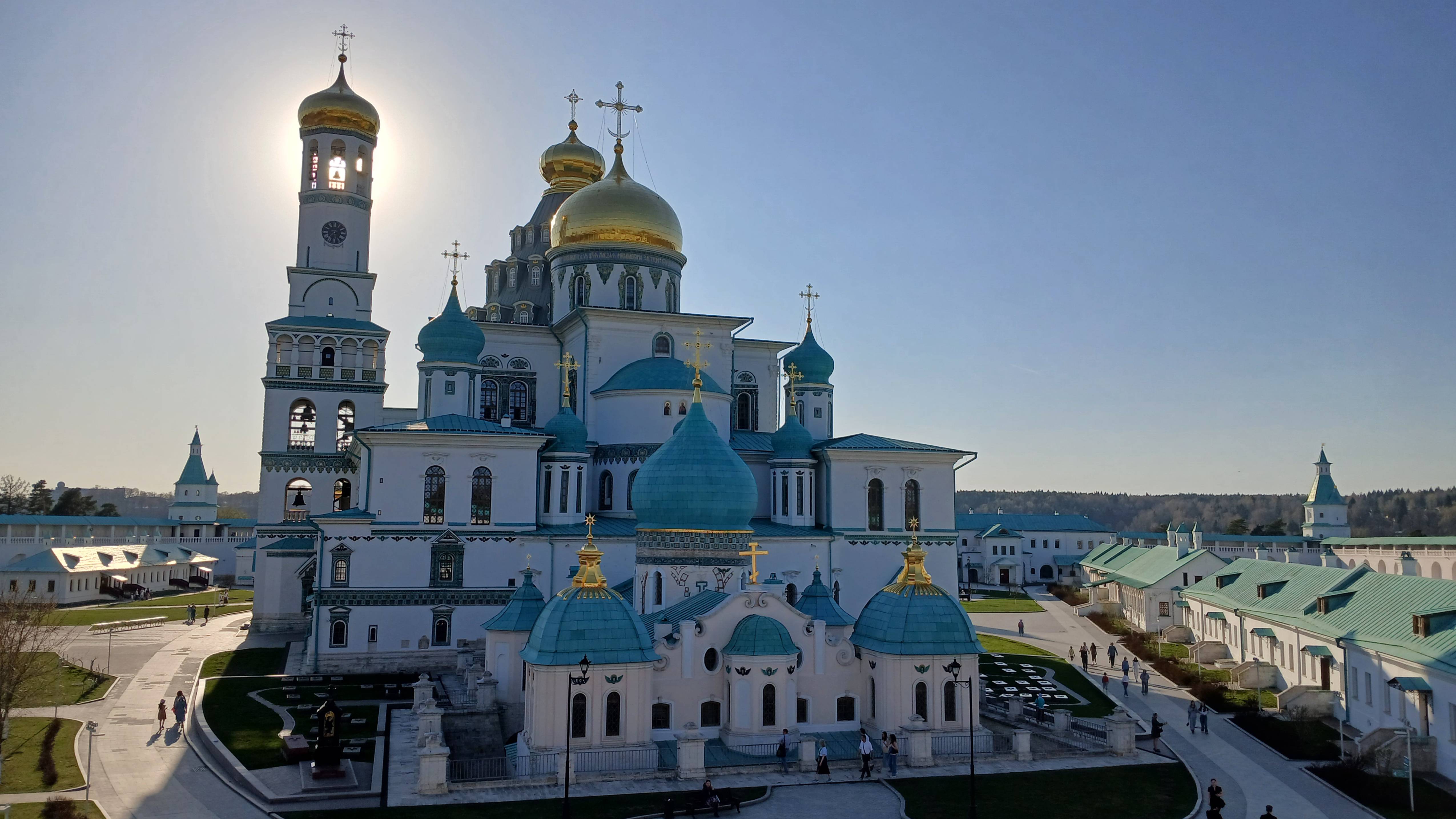 ВОСКРЕСЕНСКИЙ НОВО-ИЕРУСАЛИМСКИЙ МОНАСТЫРЬ. ПАСХА 2025 смотреть онлайн