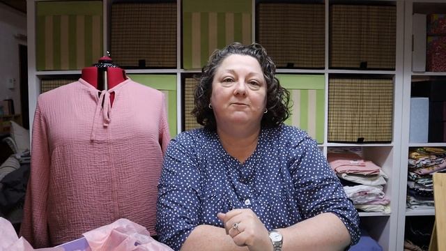 Beyond The Pink Door – Maison Fauve Pilar Jacket Sewing Kit | Unboxing | Aussie Sewing Vlog | #37 смотреть онлайн