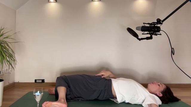 Онлайн-практика йоги для контакту із собою та підвищення чуттєвості | Я ВАЖЛИВА смотреть онлайн