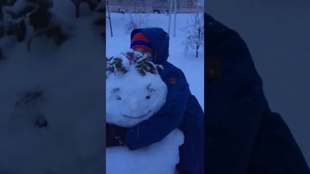 Оцените снеговика 👍🏻 смотреть онлайн