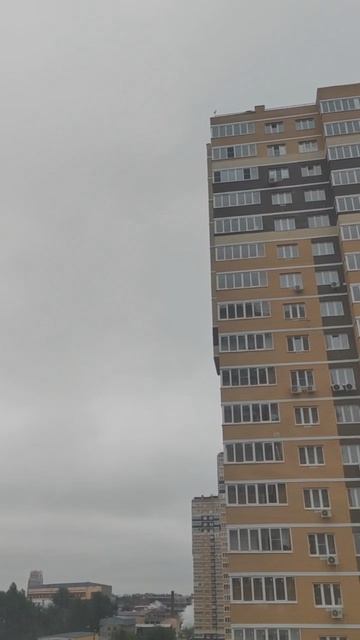 Военный истребитель над Тулой смотреть онлайн