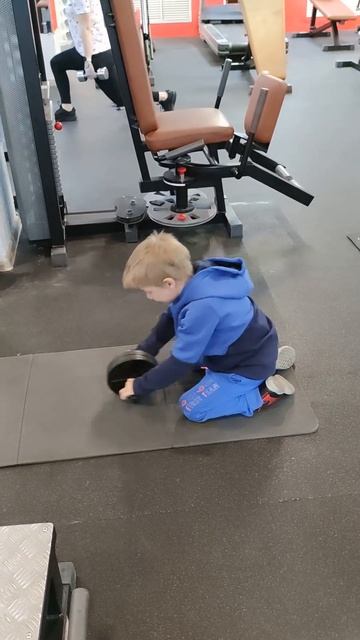 ЛЮБИМАЯ ДЕТСКАЯ ПЛОЩАДКА ДЛЯ НИКИТЫ !!! ))