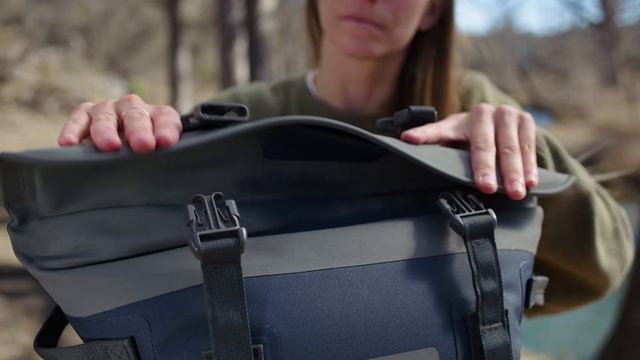 YETI Hopper M20 Backpack Cooler смотреть онлайн