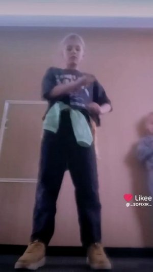 Like_7494906297122846654.mp4