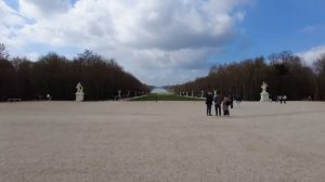 Версаль. Прогулка по парку _ Зоткингид (360p)