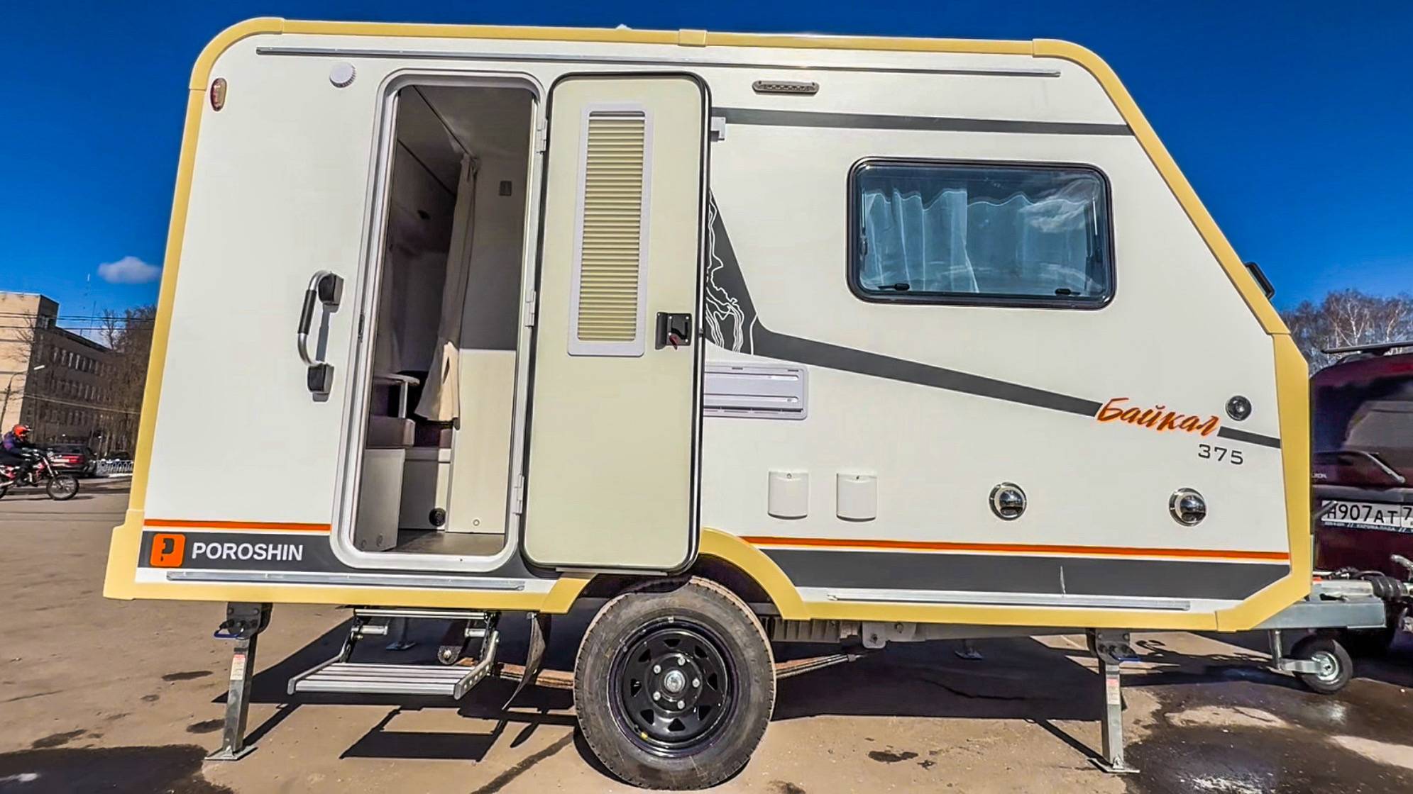 Автодом и дом на колесах. Порошин Караван российского производства. Модель "Байкал" 2025 смотреть онлайн