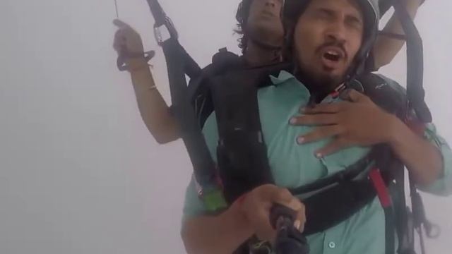 Asman Ki Uchaiyo Pe Kohra Hi Kohra Shorts смотреть онлайн