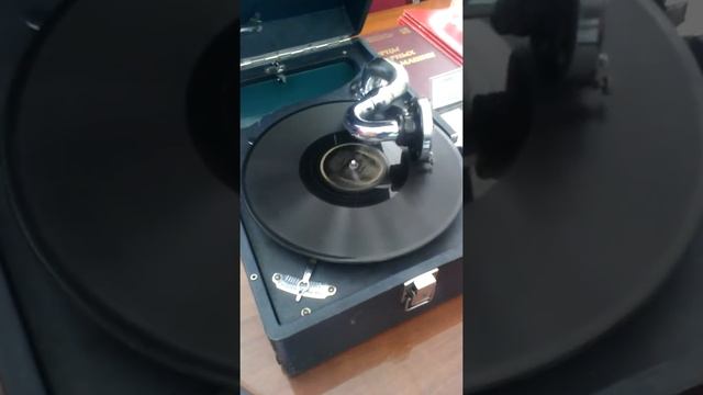 Классно в прошлом музон слушали!;-) смотреть онлайн