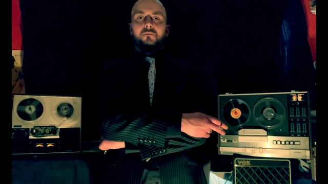 PhiL BlacK ‘Olly’s Body is Gone’ (Official Video) смотреть онлайн