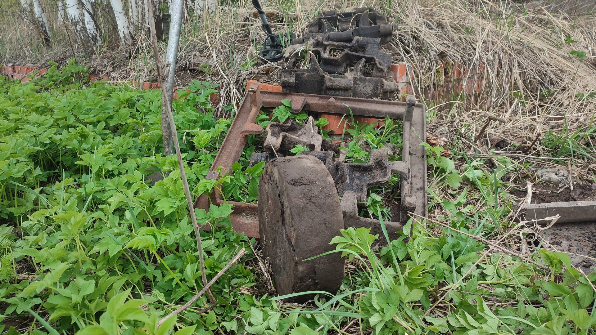 Я в шоке от таких находок!!! Откуда здесь ещё такой металл??? смотреть онлайн