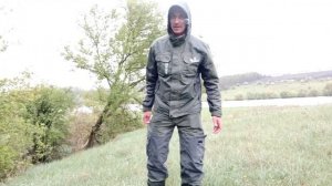 Бюджетный демисезонный костюм для рыбалки с мембраной. Стоит ли брать?