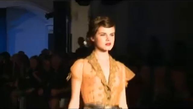 Дефиле на Неве. Мила Васильева - Показ коллекции. смотреть онлайн