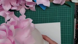 Гортензия из изолона на плафоне 15см