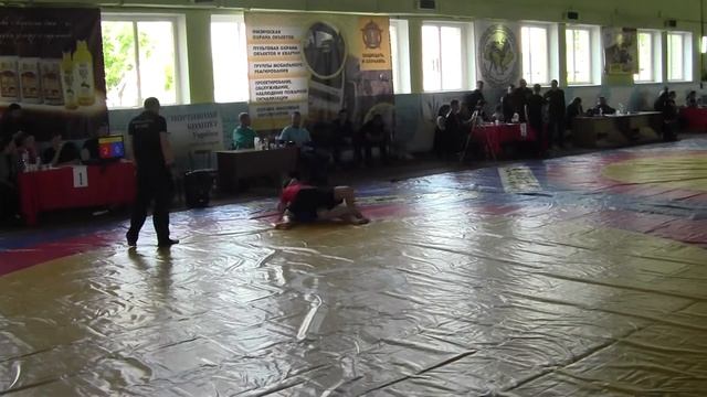 15.05.2015 р. м. Бровари Чемпіонат України з панкратіону, розділ (греплінг) Єлизавета Савіцина смотреть онлайн