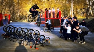 Седые легенды - Открытие сезона ,трюки и покатушки на MTB и BMX