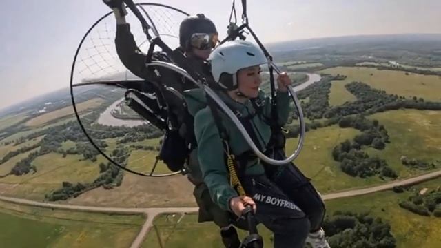 Полет на параплане. Быть на высоте легко! и приятно) смотреть онлайн