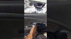 Снятие передней дверной карты. Рено Флюенс, Меган....