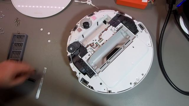 Roborock S6/T6 Teardown: Many screws away from getting root... (Part 1 of the rooting process) смотреть онлайн