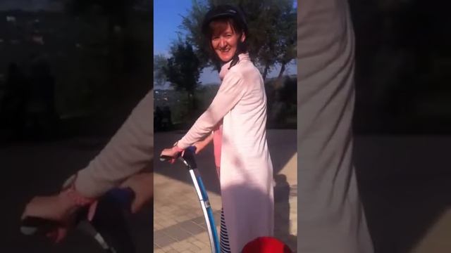 Катаюсь на сигвее. Коктобе 2016 смотреть онлайн