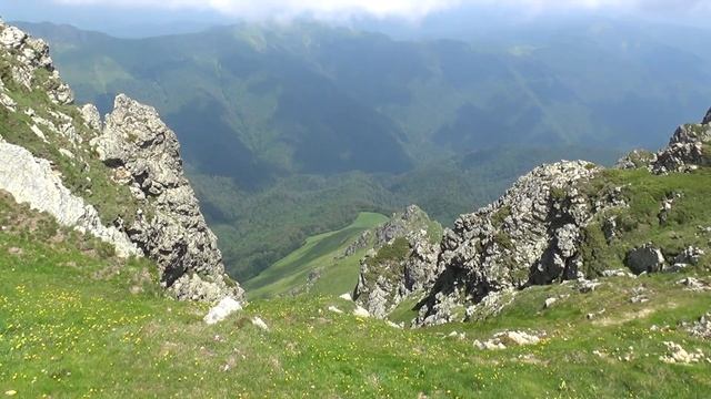 ОТ ХИЖА МАЗАЛАТ ПРЕЗ РЕКА ГАБРОВНИЦА ДО МАСИВА НА ТРИГЛАВ смотреть онлайн