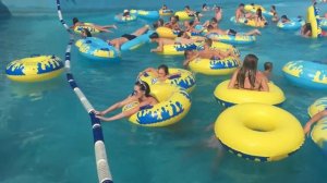 ВЛОГ Водные аттракционы с шариками Парк развлечений горки в аквапарке! Часть 2