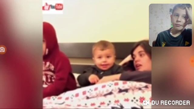 Не засмейся челендж с водой во рту