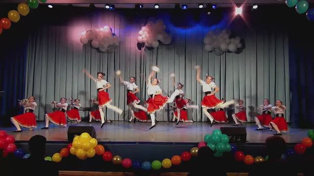 Итальянский танец «Тарантелла» смотреть онлайн