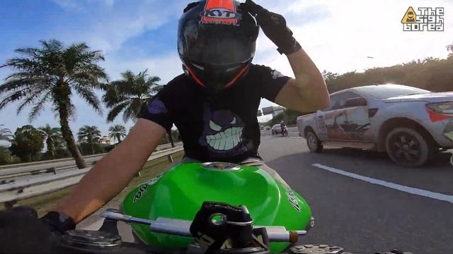 KYT Venom motorcycle helmet review смотреть онлайн