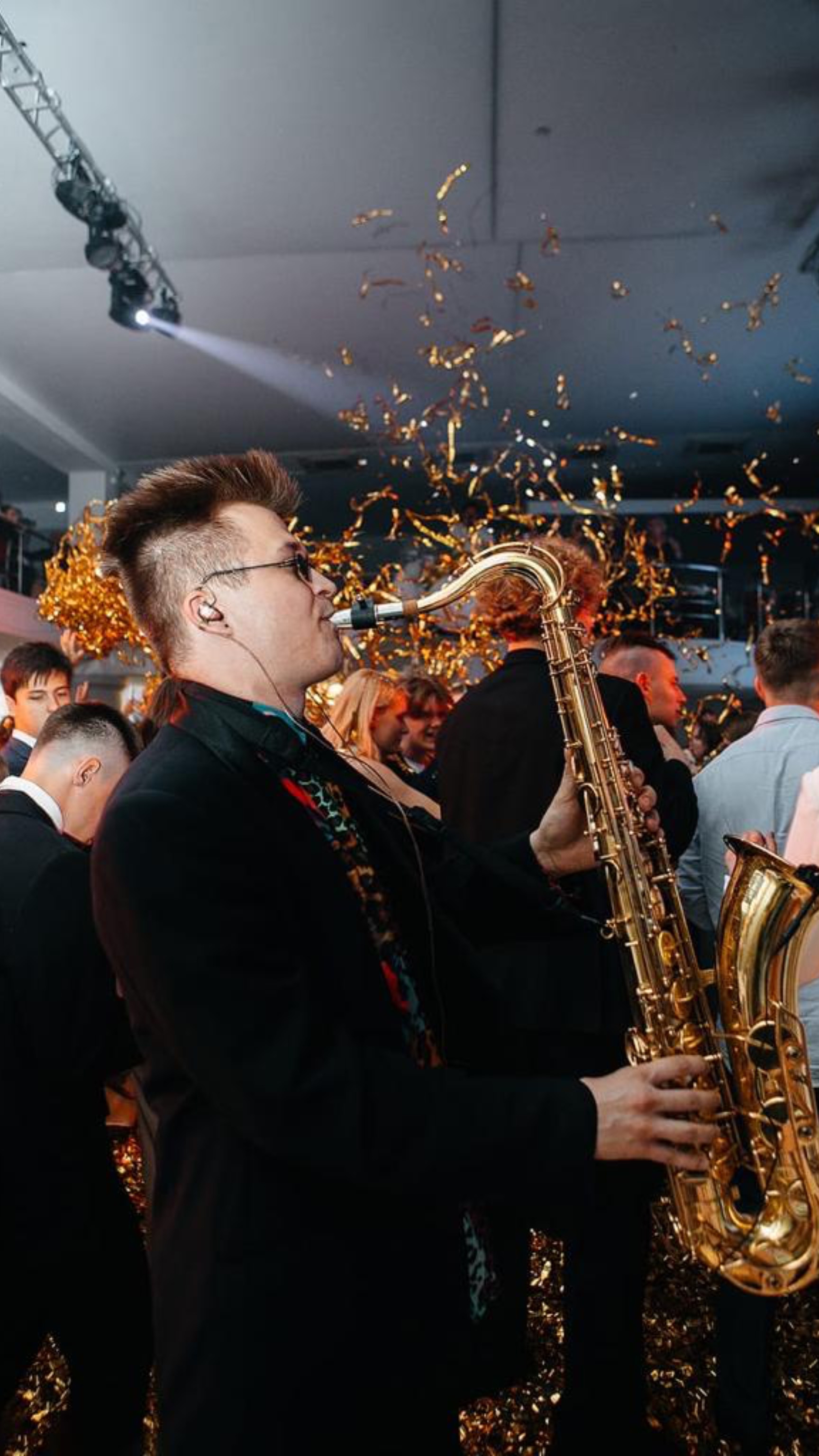 КАВЕР-ГРУППА | JAZZY JAZZ смотреть онлайн