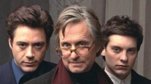 Фильм - Вундеркинды (2000) Майкл Дуглас, Роберт Дауни, Тоби Магуайр