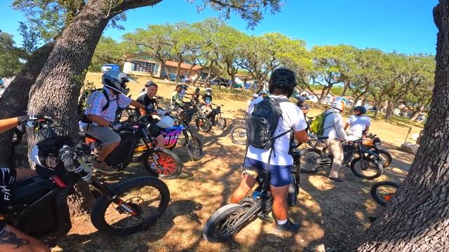 THE HOTEL DIDN'T LIKE THIS... смотреть онлайн