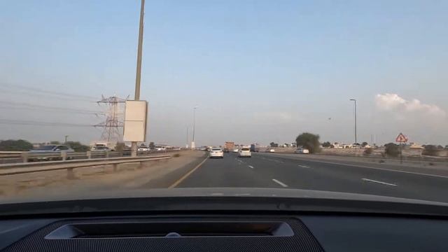 Drive from Dubai to Ras Al-Khaimah, UAE - Timelapse смотреть онлайн
