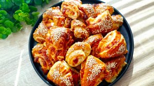 Быстрая выпечка 🔥 Слоеные пирожки с сыром за 20 минут! Простой и вкусный рецепт!