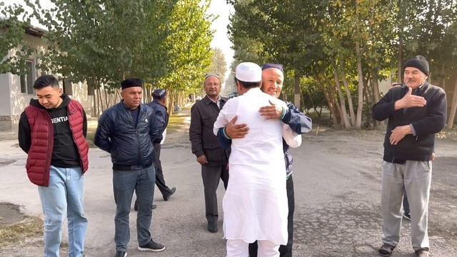 ОЛЛОХ ХАР БАНДАНИ ЧАКИРСИН / БЛОГЕРНИ ХОНАДОНИДА(ОХУНОВ ТВ)