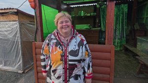 Сделали покупки на Птичьем рынке. Пообедали  вкусно в кафе.