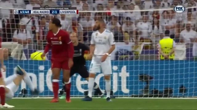 Гол Бэйла через себя смотреть онлайн