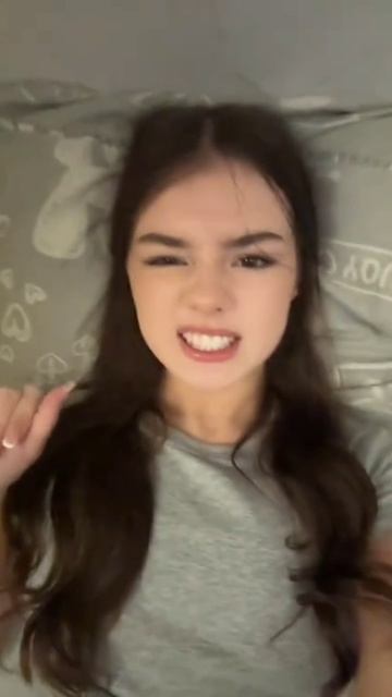 Она же красотка что скажите? смотреть онлайн