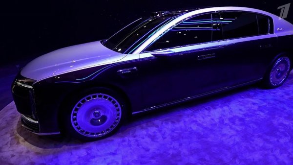 Международный автосалон в Китае удивляет новинками и самыми современными технологиями